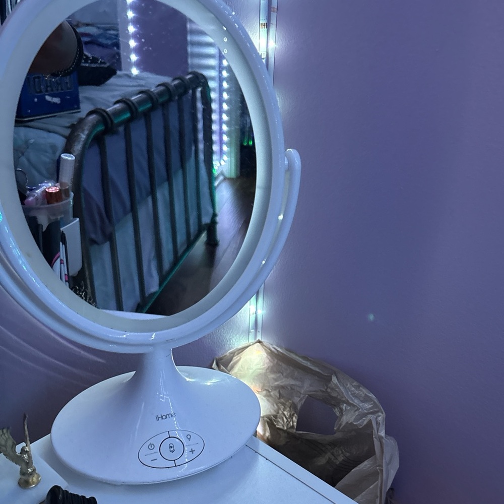 iHome LED Vanity Mirror in White